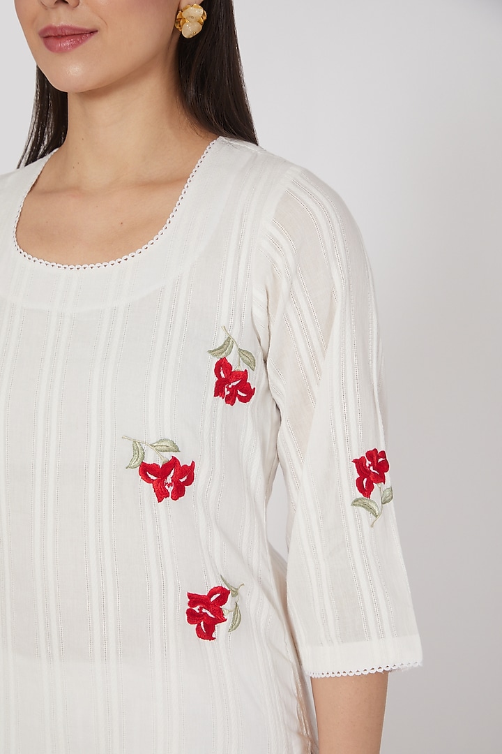 White Embroidered Kurta Set by Nineh at Pernia's Pop Up Shop