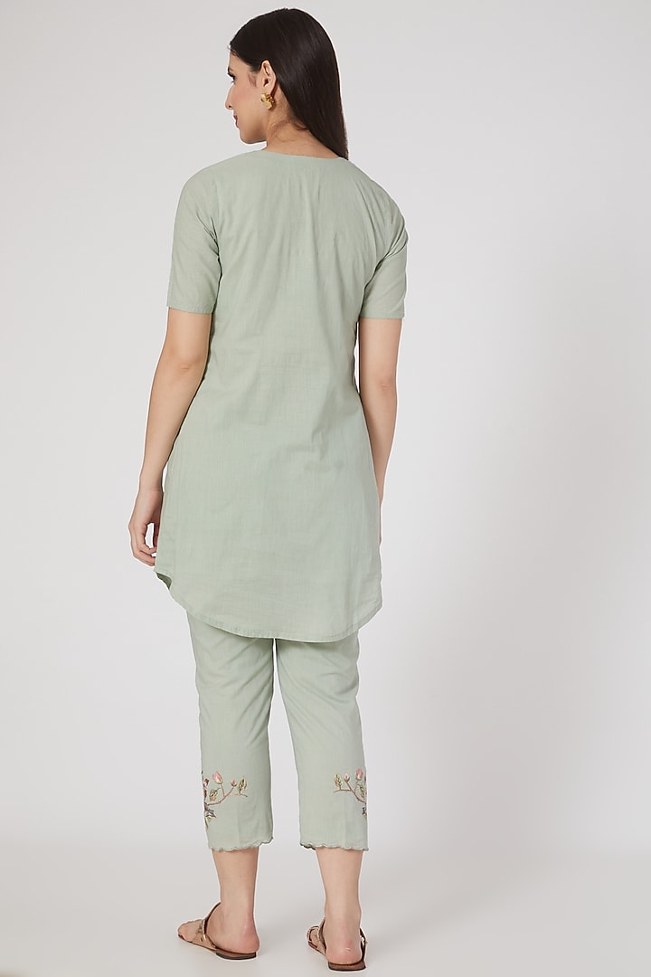 Sea Green Pure Cotton Kurta Set by Nineh at Pernia's Pop Up Shop