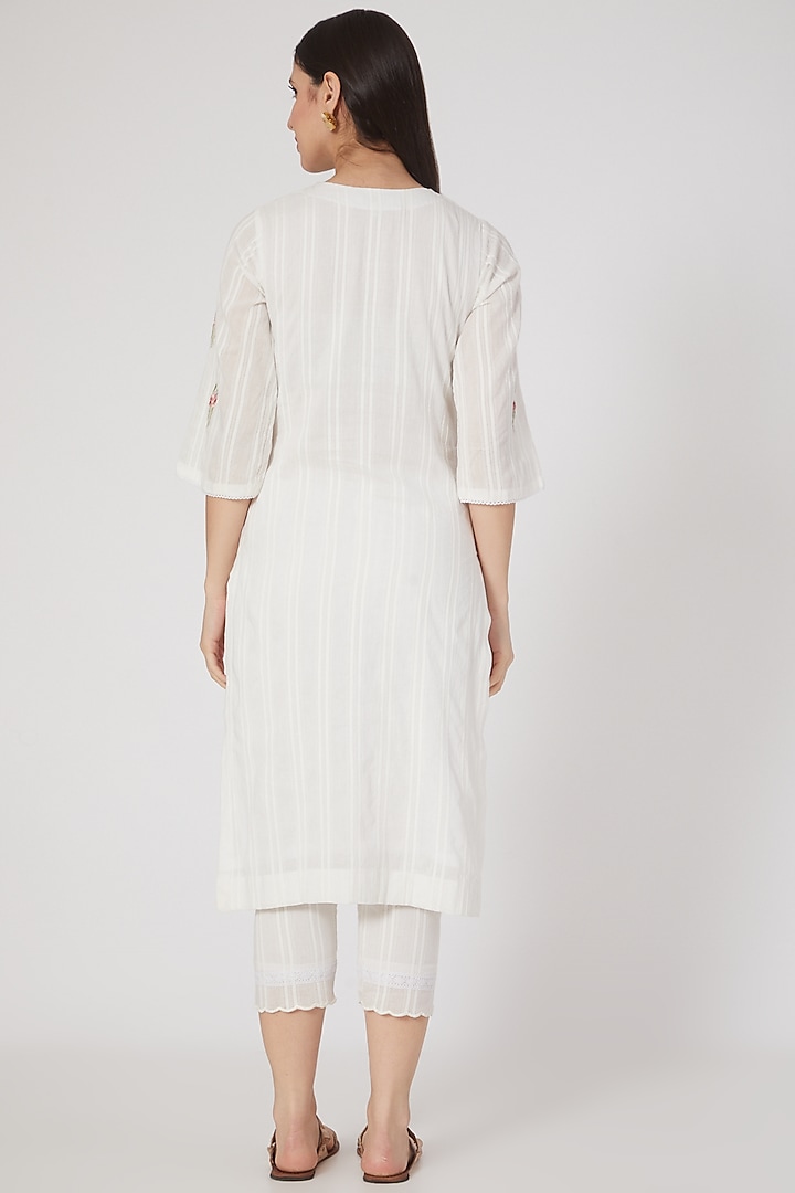 White Kurta Set With Embroidery by Nineh at Pernia's Pop Up Shop