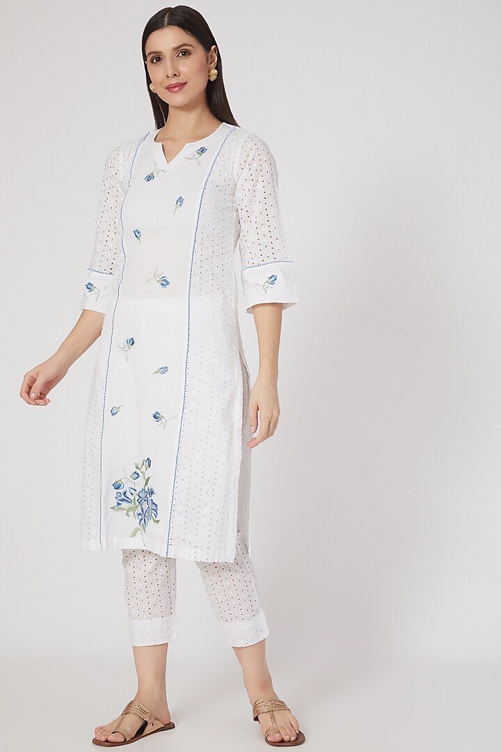 White Floral Embroidered Kurta Set by Nineh