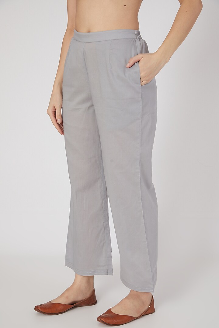 Grey Embroidered Kurta Set by Nineh at Pernia's Pop Up Shop