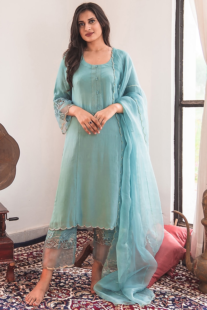 Teal Blue Hand & Machine Embroidered Kurta Set by Nineh at Pernia's Pop Up Shop