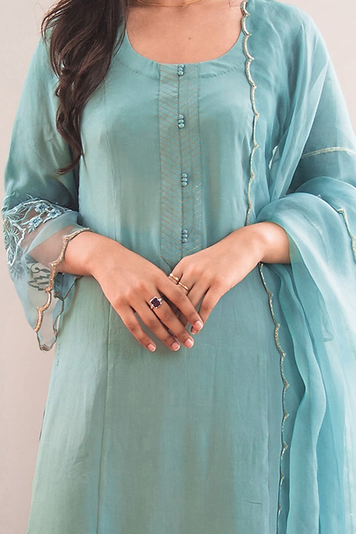 Teal Blue Hand & Machine Embroidered Kurta Set by Nineh at Pernia's Pop Up Shop