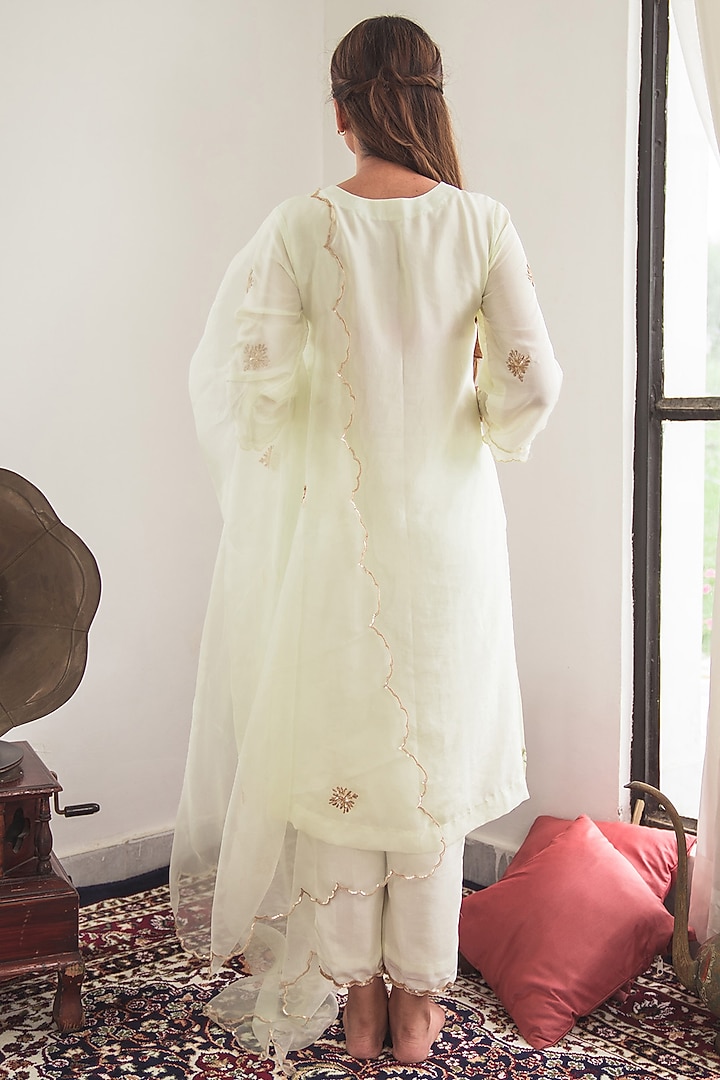 Soft Lemon Hand & Machine Embroidered Kurta Set by Nineh at Pernia's Pop Up Shop
