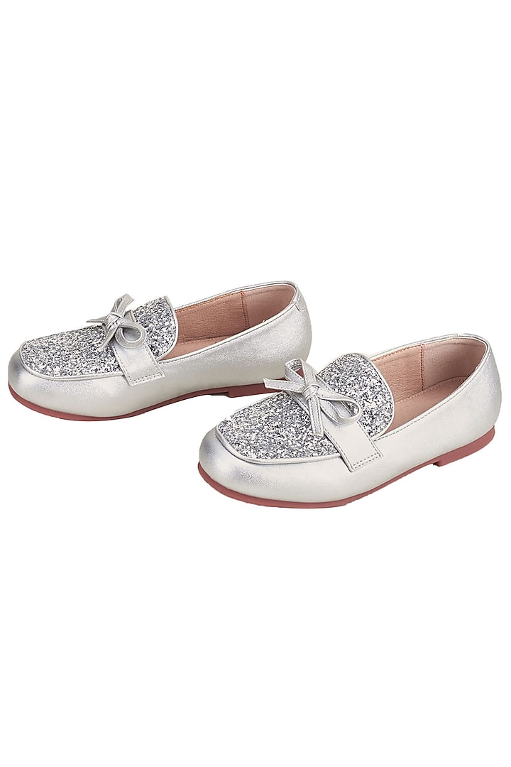 Silver PU Glitter Loafers For Girls by Ninobello at Pernia's Pop Up Shop