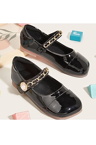Black PU Chain Strap Bellies For Girls by Ninobello