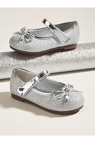 Silver PU Textured Knot Bellies For Girls by Ninobello