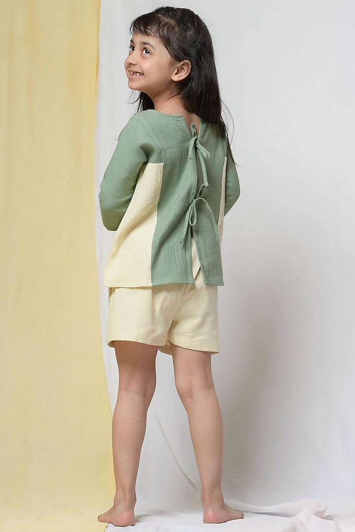 Cloudy Vanilla Khadi Shorts For Girls by Niraa at Pernia's Pop Up Shop