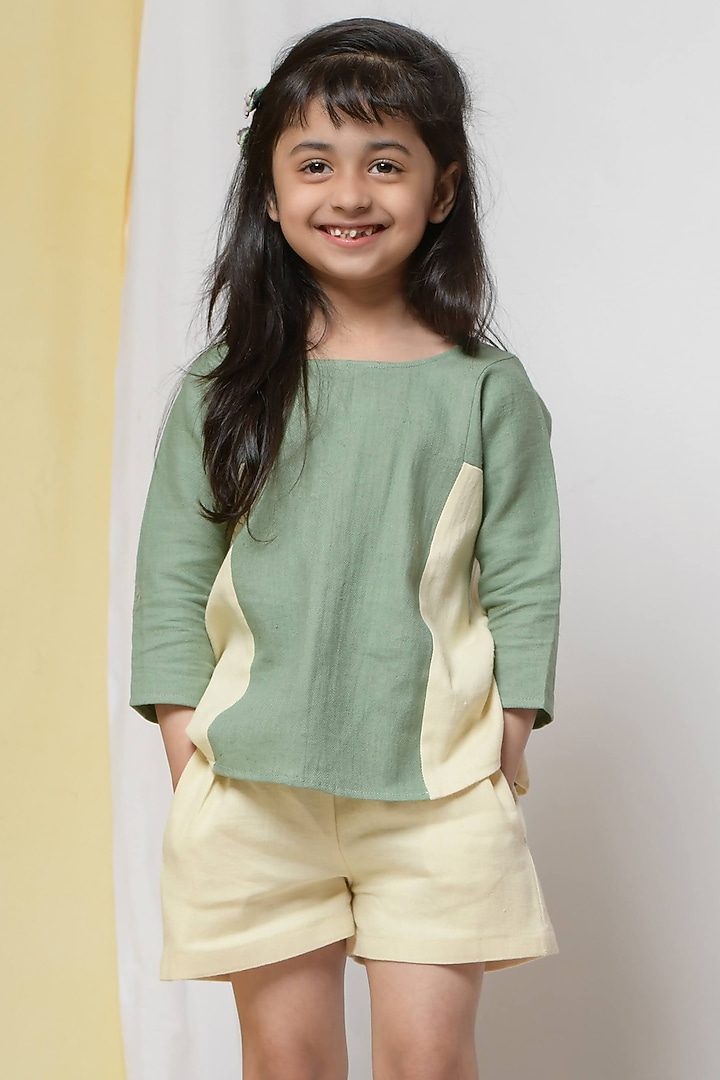 Cloudy Vanilla Khadi Shorts For Girls by Niraa at Pernia's Pop Up Shop