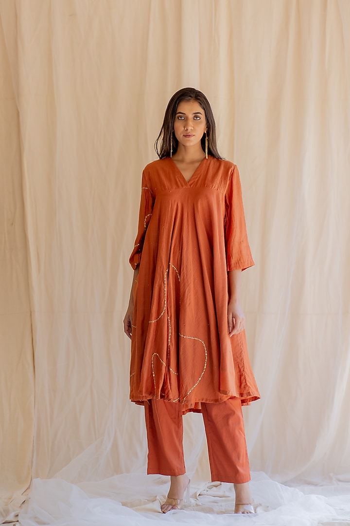 Rust Orange Chanderi Kurta Set by Nirjara at Pernia's Pop Up Shop