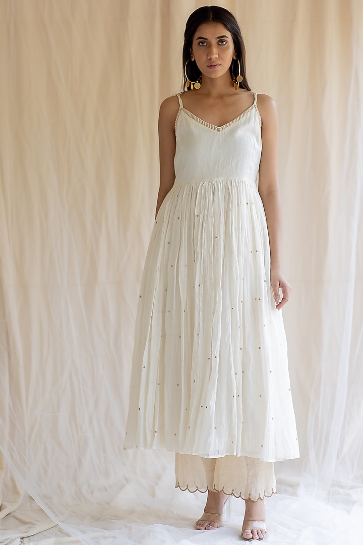 Ivory White Handloom Chanderi Party Wear Anarkali Set by Nirjara at Pernia's Pop Up Shop