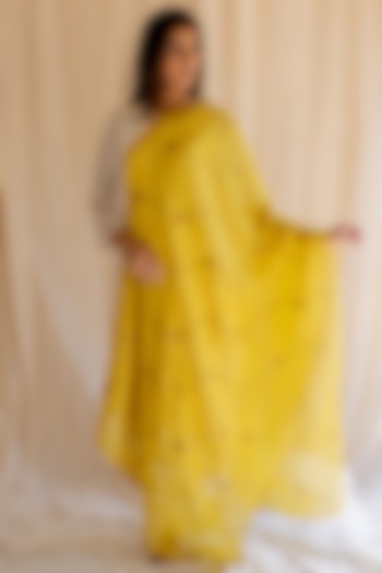 Mustard Dupatta With Aari & Tikka Work by Nirjara at Pernia's Pop Up Shop