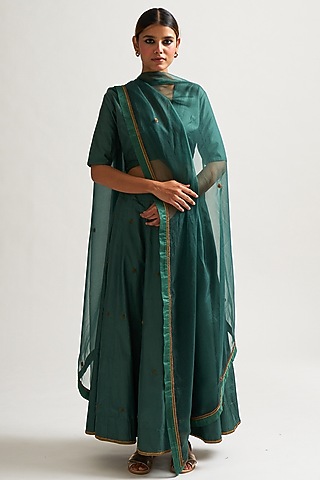 Evergreen Chanderi Lehenga Set by Nishar Ahmed