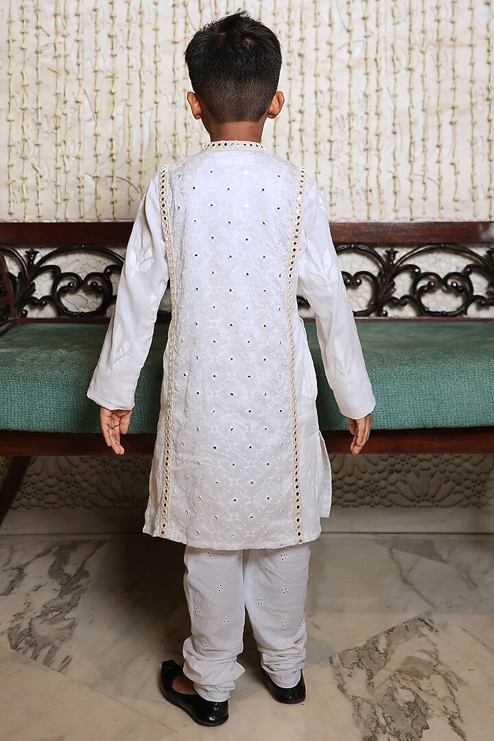 Ivory Chanderi Cotton Hand Embroidered Kurta Set For Boys by Nitya Bajaj Miniature at Pernia's Pop Up Shop