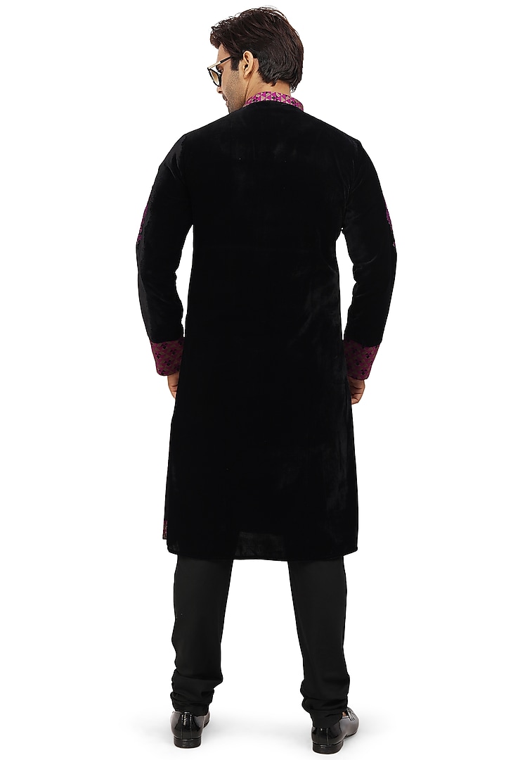 Black Velvet Embroidered Kurta Set by Nitesh Singh Chauhan at Pernia's Pop Up Shop