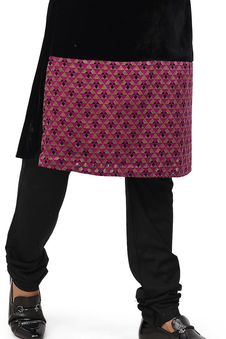 Black Velvet Embroidered Kurta Set by Nitesh Singh Chauhan at Pernia's Pop Up Shop