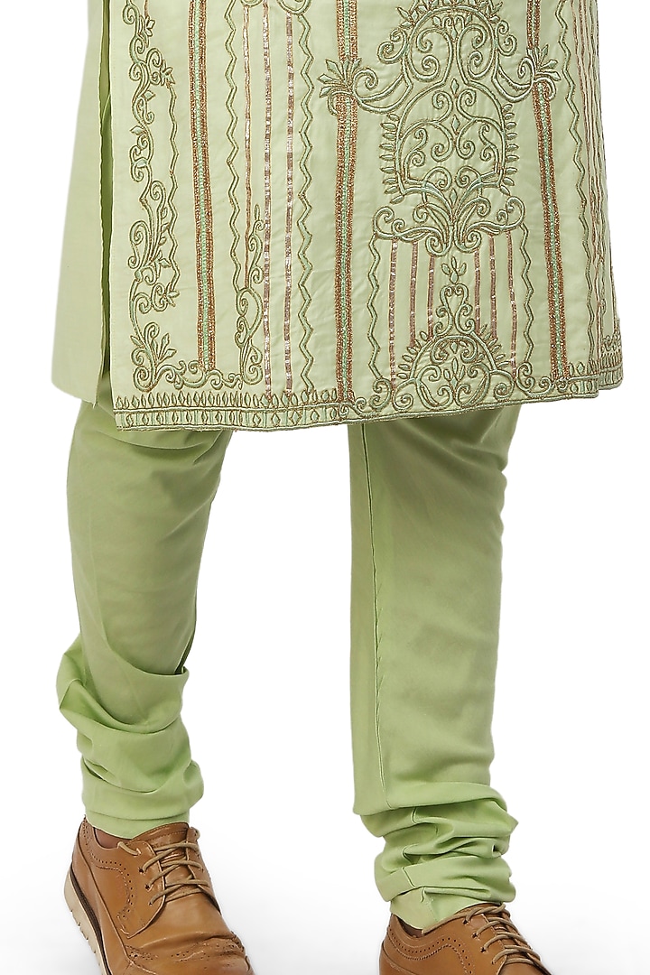 Pistachio Green Embroidered Kurta Set by Nitesh Singh Chauhan at Pernia's Pop Up Shop