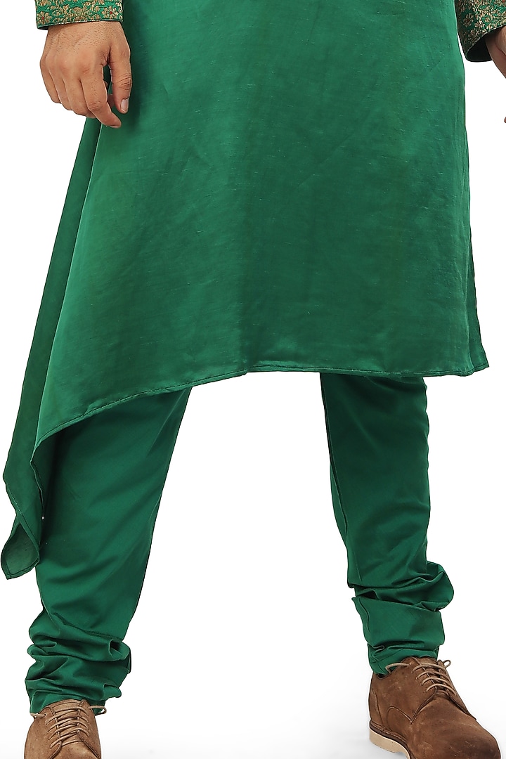 Leaf Green Asymmetrical Kurta Set by Nitesh Singh Chauhan at Pernia's Pop Up Shop