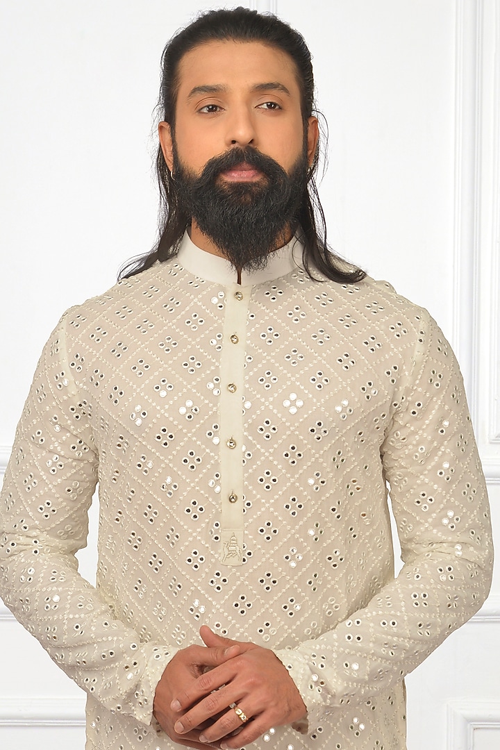 Off White Mukaish Embroidered Kurta Set by Nitesh Singh Chauhan at Pernia's Pop Up Shop