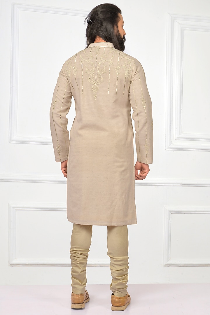 Natural Cream Embroidered Rajasthani Kurta Set by Nitesh Singh Chauhan at Pernia's Pop Up Shop