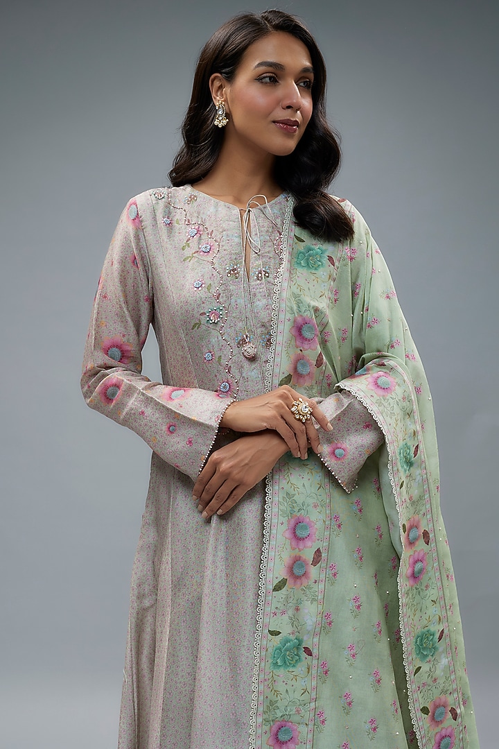 Green Chanderi Silk Printed & Embroidered Kalidar Kurta Set by Niti Bothra at Pernia's Pop Up Shop