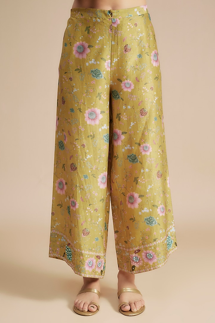 Yellow Silk Chanderi Beads Embroidered & Floral Printed Kurta Set by Niti Bothra at Pernia's Pop Up Shop