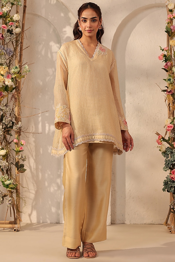 Beige Silk chanderi Applique & Resham Embroidered Co-Ord Set by Niti Bothra at Pernia's Pop Up Shop
