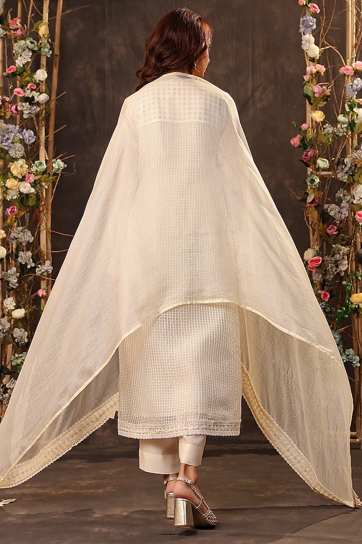 Ivory Silk Chanderi Resham & Applique Embroidered Kurta Set by Niti Bothra at Pernia's Pop Up Shop