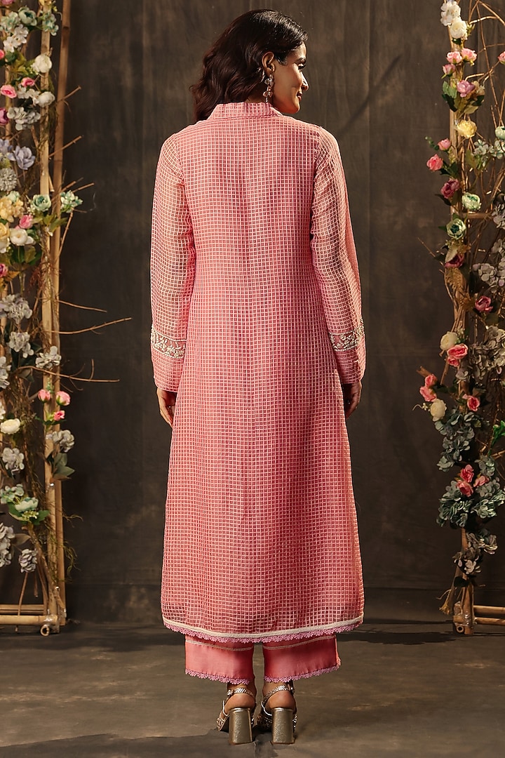 Pink Silk Chanderi Resham & Pearl Embroidered Kurta Set by Niti Bothra at Pernia's Pop Up Shop
