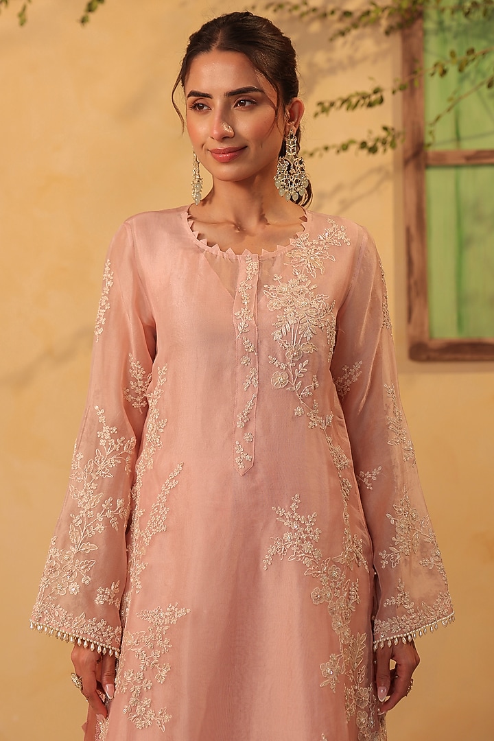 Light Pink Silk Tencel Resham & Applique Embroidered Kurta Set by Niti Bothra at Pernia's Pop Up Shop