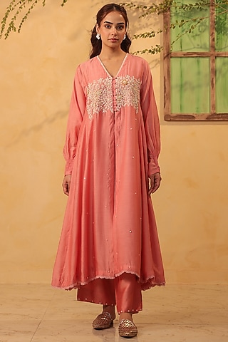 Pink Silk Chanderi Applique & Resham Embroidered Jacket-Style Kurta Set by Niti Bothra