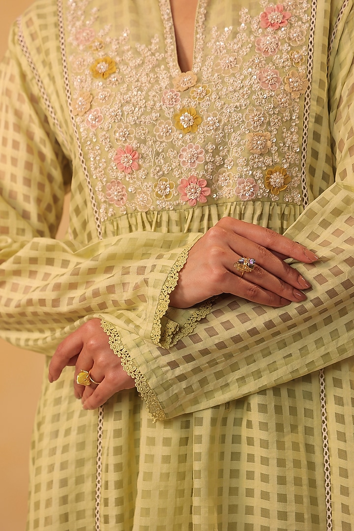Green Silk Chanderi Applique & Resham Embroidered Kalidar Kurta Set by Niti Bothra at Pernia's Pop Up Shop