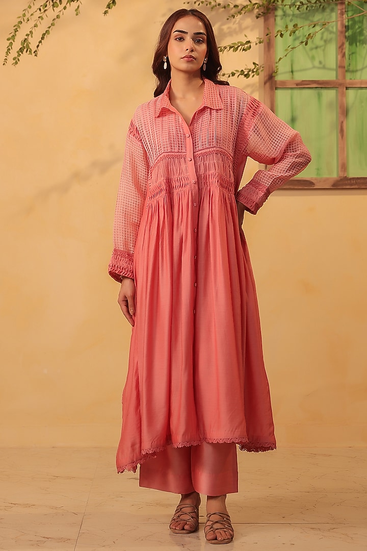 Pink Silk Chanderi & Silk Tencel Kurta Set by Niti Bothra at Pernia's Pop Up Shop