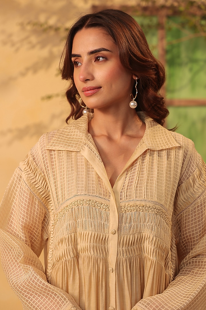 Beige Silk Chanderi & Silk Tencel Kurta Set by Niti Bothra at Pernia's Pop Up Shop