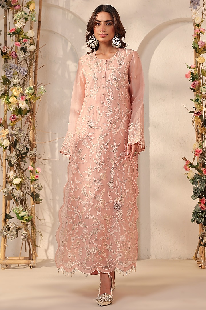 Light Pink Silk Chanderi Applique Embroidered Kurta Set by Niti Bothra at Pernia's Pop Up Shop