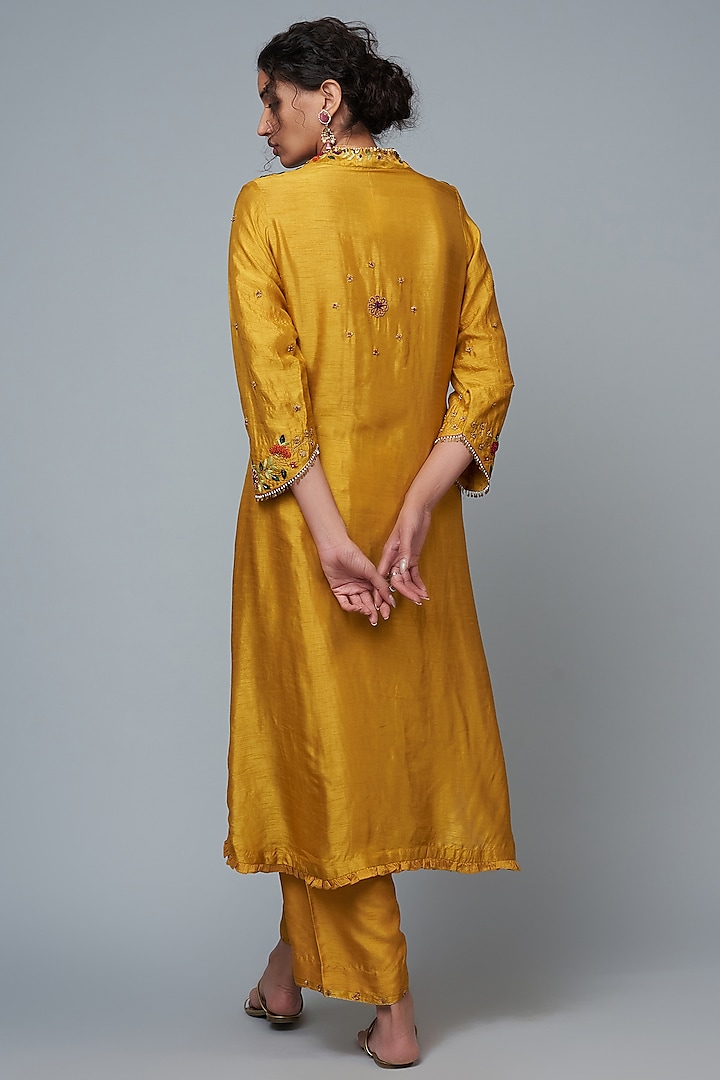 Mustard Pure Tissue Embellished Kurta Set by Niti Bothra at Pernia's Pop Up Shop