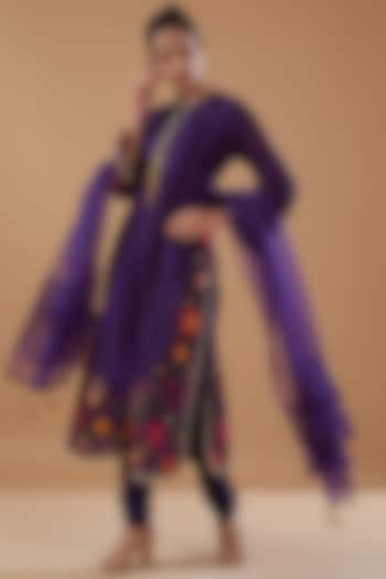 Purple Kora Silk Embroidered Kurta Set by Niti Bothra