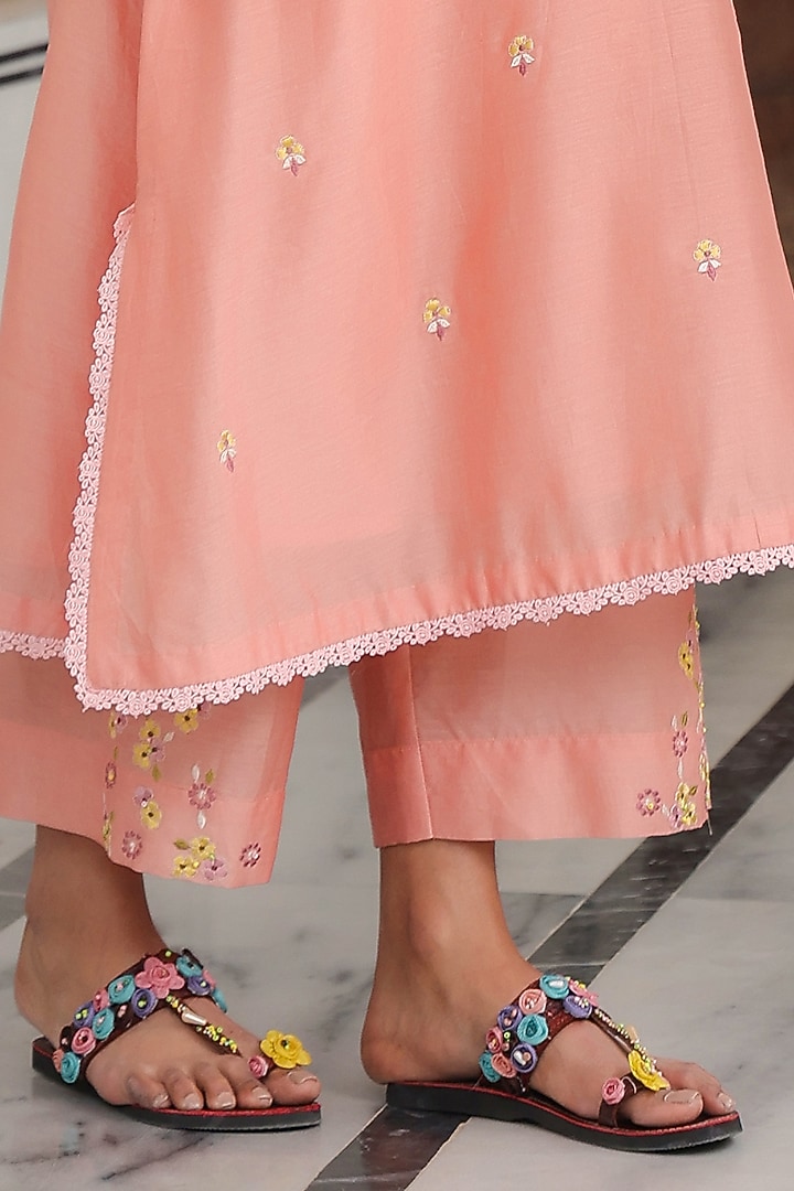 Peach Silk Chanderi 3D Floral Embroidered Kurta Set by Niti Bothra at Pernia's Pop Up Shop