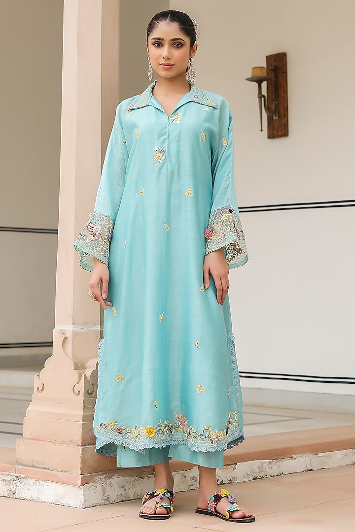 Blue Silk Chanderi 3D Floral Embroidered Kurta Set by Niti Bothra at Pernia's Pop Up Shop