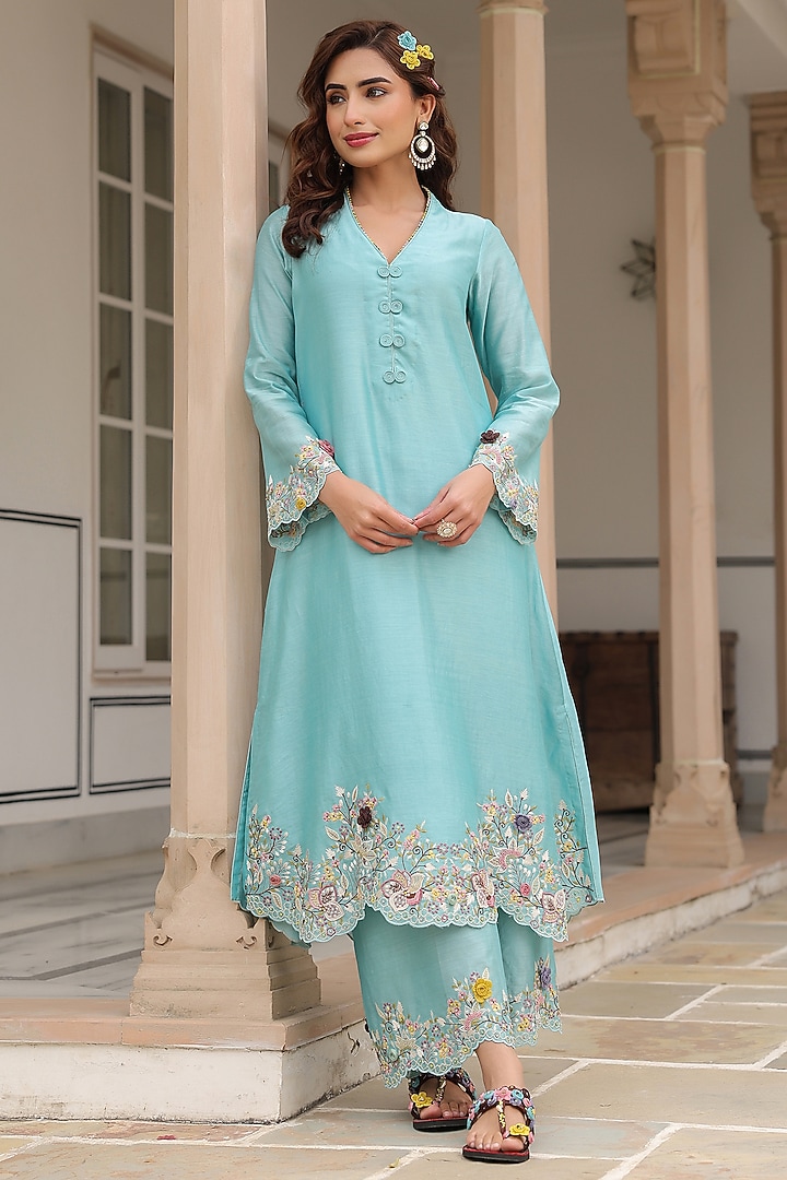 Blue Silk Chanderi 3D Floral Embroidered Scalloped Kurta Set by Niti Bothra at Pernia's Pop Up Shop