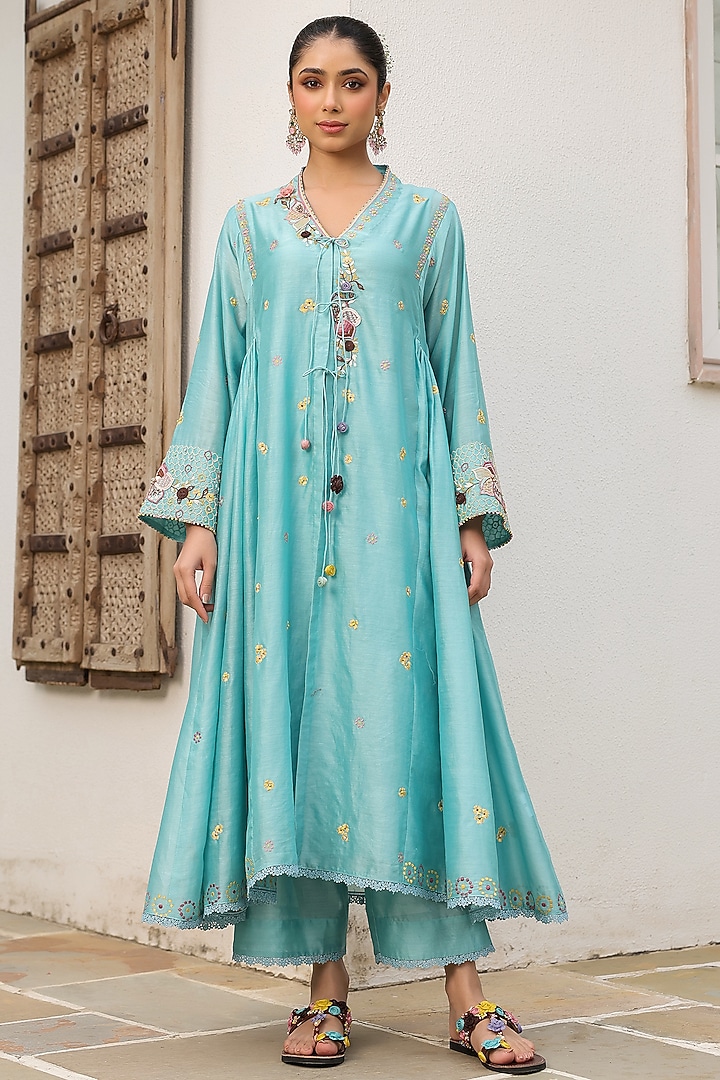 Blue Silk Chanderi 3D Floral Embroidered Kalidar Kurta Set by Niti Bothra at Pernia's Pop Up Shop