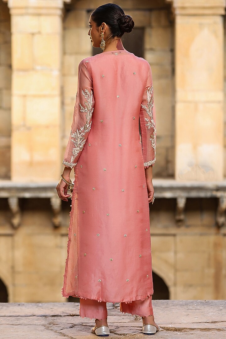 Pink Organza & Silk Tencel Resham Embroidered Kurta Set by Niti Bothra at Pernia's Pop Up Shop