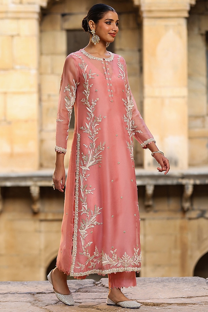 Pink Organza & Silk Tencel Resham Embroidered Kurta Set by Niti Bothra at Pernia's Pop Up Shop
