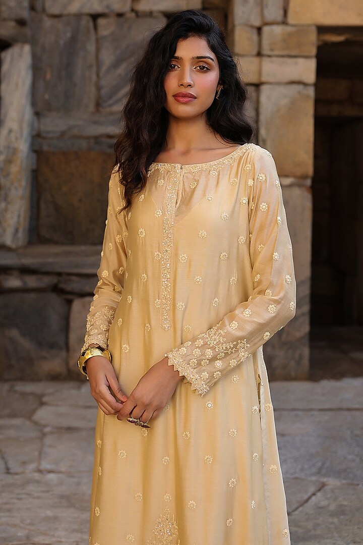Beige Silk Modal Aari Embroidered Kurta Set by Niti Bothra at Pernia's Pop Up Shop