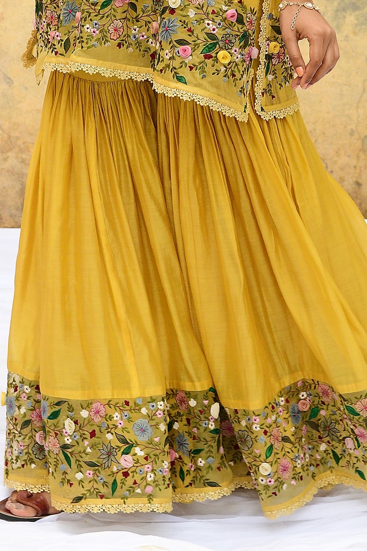 Yellow Banarasi Silk Embroidered Wedding Sharara Set by Niti Bothra at Pernia's Pop Up Shop