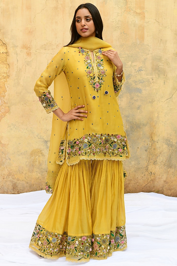 Yellow Banarasi Silk Embroidered Wedding Sharara Set by Niti Bothra at Pernia's Pop Up Shop