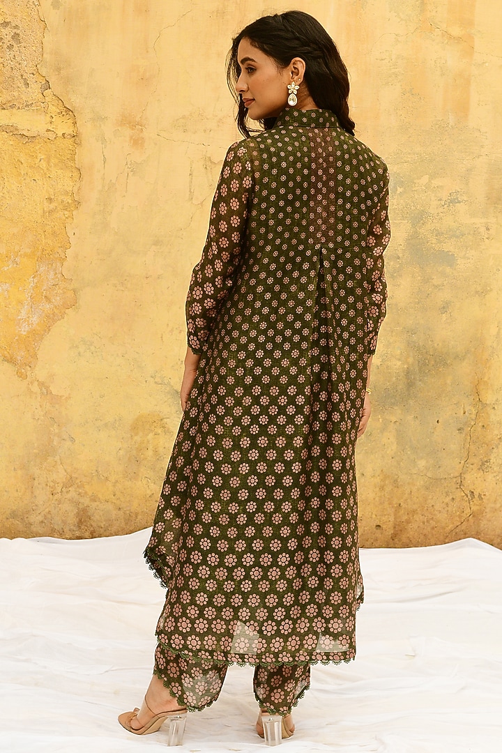 Green Banarasi Silk Embroidered & Printed Kurta Set by Niti Bothra at Pernia's Pop Up Shop