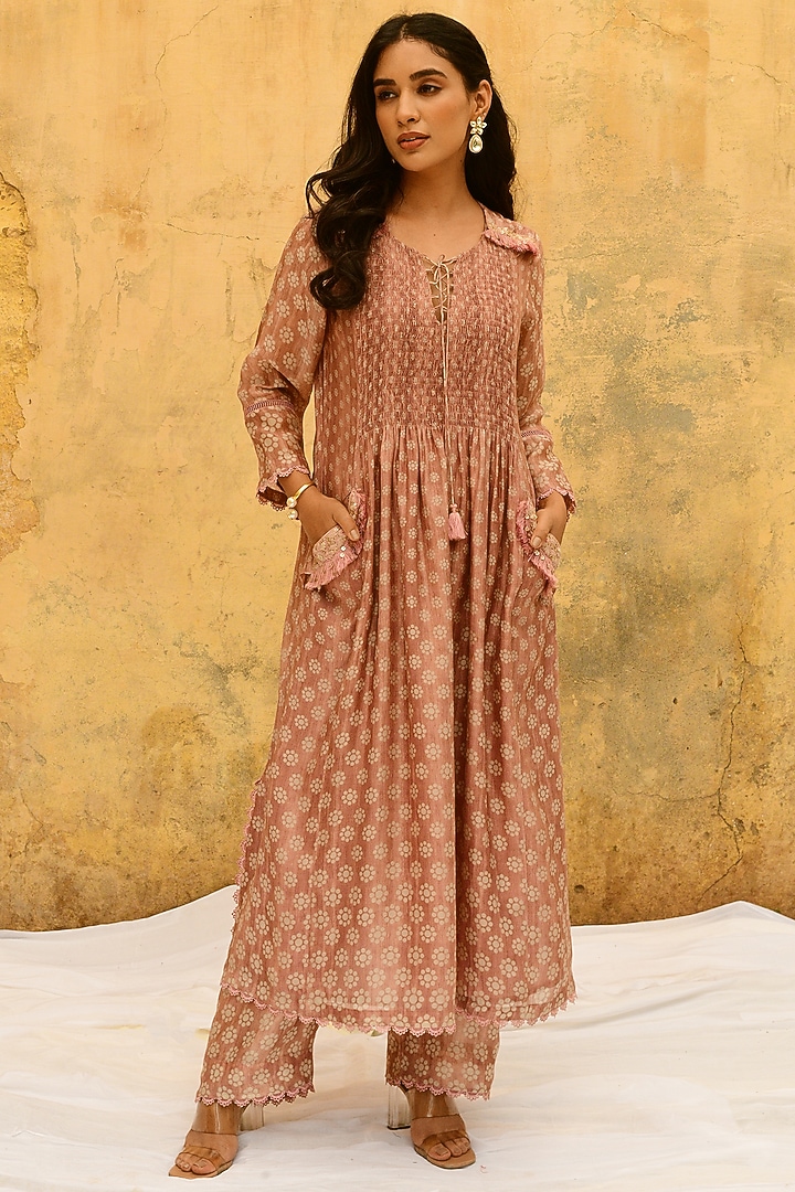 Pink Banarasi Silk Embroidered & Printed Kurta Set by Niti Bothra at Pernia's Pop Up Shop