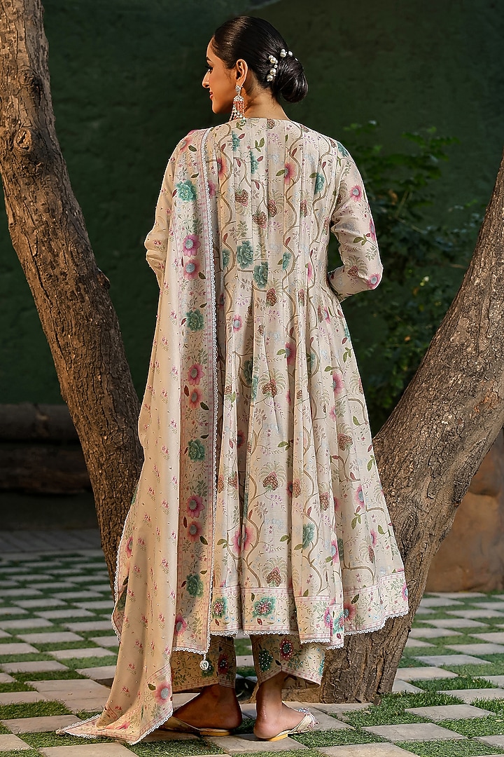 Ivory Silk Chanderi Printed & Embroidered Kalidar Kurta Set by Niti Bothra at Pernia's Pop Up Shop