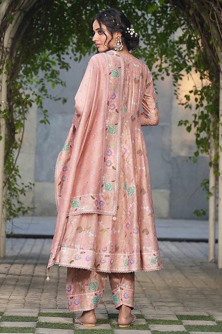 Peach Silk Chanderi Printed & Embroidered Kalidar Kurta Set by Niti Bothra at Pernia's Pop Up Shop